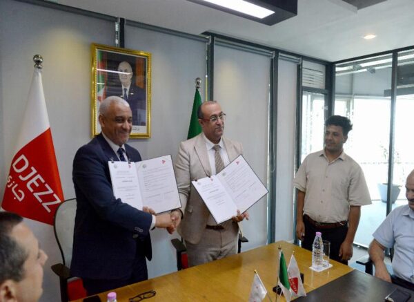 Intégration numérique dans les cités universitaires : signature d'une convention entre l'ONOU et l'opérateur Djezzy