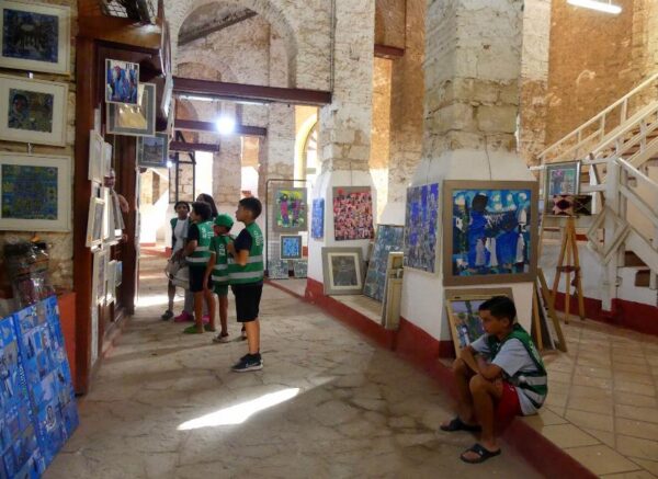Oran : les enfants de la communauté nationale à l'étranger renouent avec leurs racines