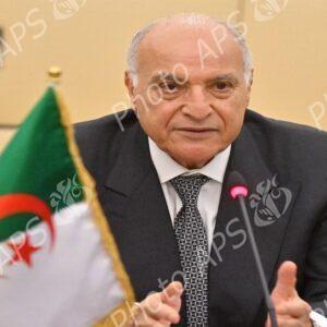 Le MAE Attaf s'entretient avec son homologue somalien en visite officielle en Algérie