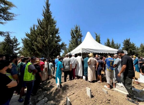 Chute d'un bus dans l'Oued El Harrach: inhumation des victimes au cimetière d’El Alia