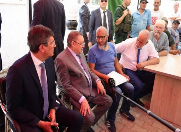 Accident de bus à Wadi El Harrach : le ministre de l'Intérieur continue de présenter ses condoléance