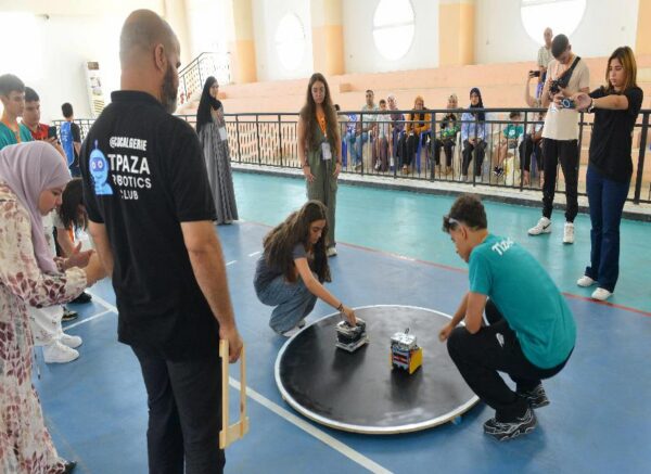 Oran: ouverture du championnat national amical de robotique et d’intelligence artificielle
