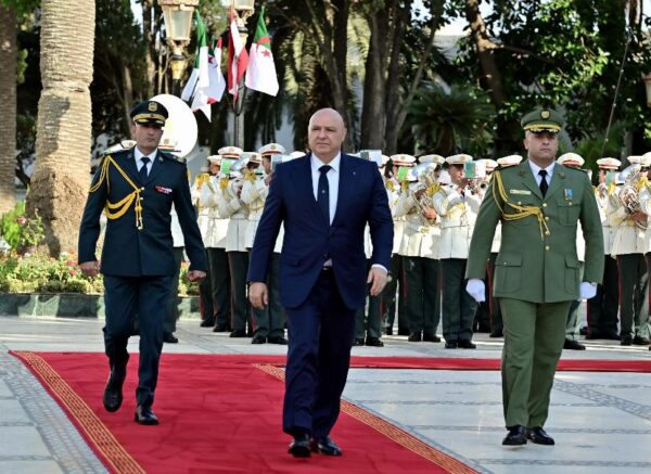 Le président de la République réserve un accueil officiel à son homologue libanais