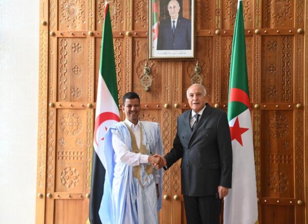 M. Attaf reçoit son homologue Sahraoui.