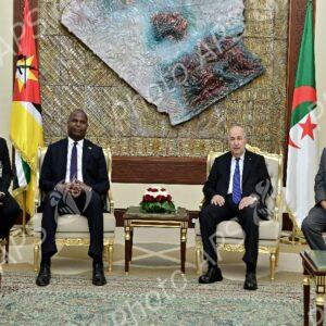 Le président de la République s'entretient en tête-à-tête avec son homologue du Mozambique