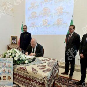 Attaque sioniste en Iran : le ministre des Moudjahidine signe le registre des condoléances