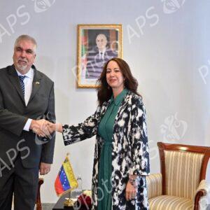 Mme Mansouri reçoit le vice-ministre vénézuélien pour l'Afrique au ministère du Pouvoir populaire