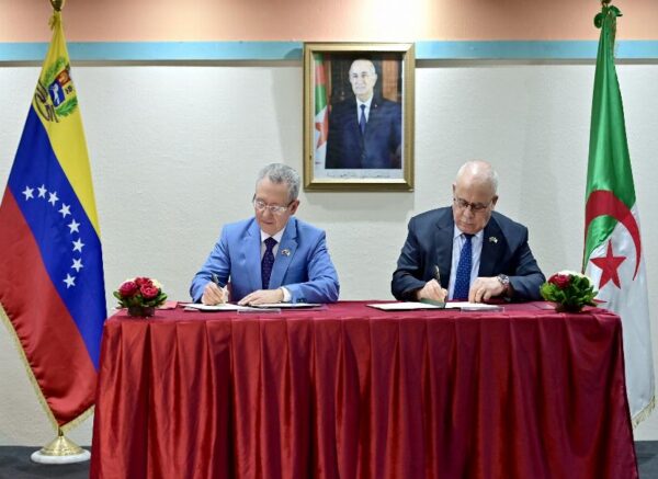 Algérie-Venezuela : Signature de plusieurs protocoles d'accord couvrant divers secteurs