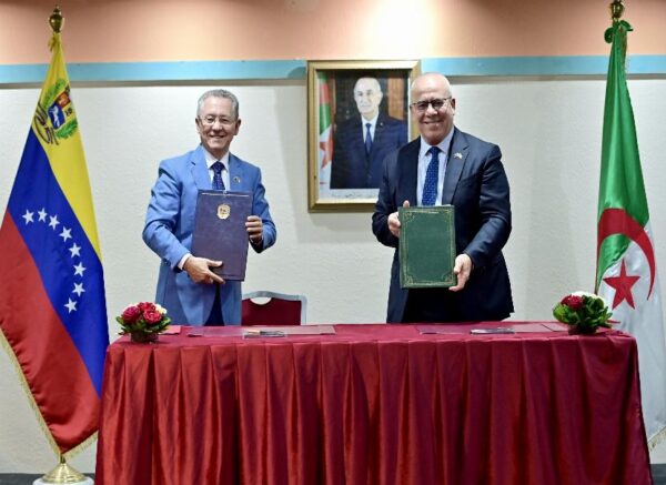Algérie-Venezuela : Signature de plusieurs protocoles d'accord couvrant divers secteurs