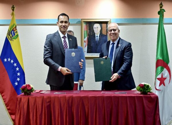 Algérie-Venezuela : Signature de plusieurs protocoles d'accord couvrant divers secteurs