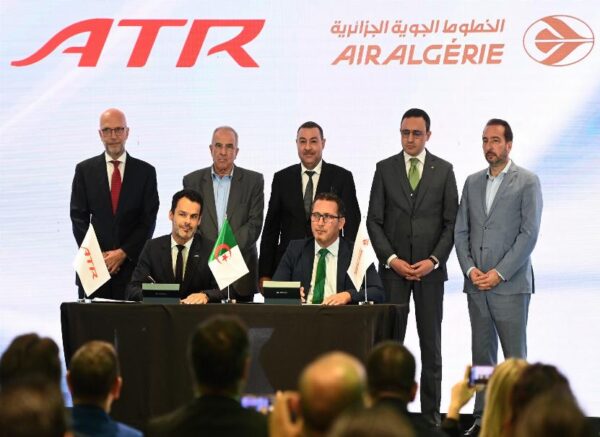 Air Algérie: signature d'un accord pour l'acquisition de 16 avions ATR
