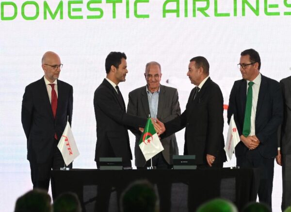 Air Algérie: signature d'un accord pour l'acquisition de 16 avions ATR
