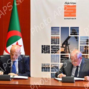 Sonatrach-ENI: un contrat pour l'exploration et l'exploitation des hydrocarbures dans le périmètre Zemoul El Kbar
