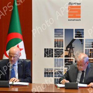 Sonatrach-ENI: un contrat pour l'exploration et l'exploitation des hydrocarbures dans le périmètre Zemoul El Kbar