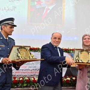Religion : cérémonie de distinction en l'honneur des lauréats des concours organisés durant le Ramadhan pour la saison culturelle (2024-2025)