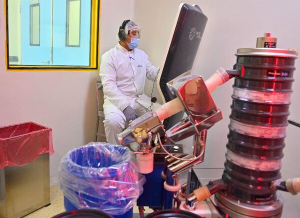Alger : visite de travail et d'inspection du ministre de l'Industrie pharmaceutique