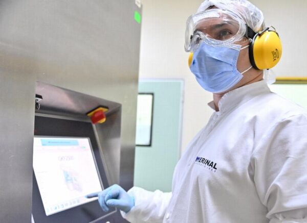 Alger : visite de travail et d'inspection du ministre de l'Industrie pharmaceutique