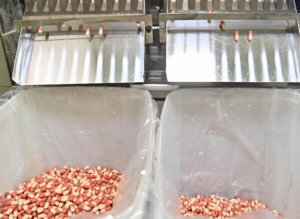 Alger : visite de travail et d'inspection du ministre de l'Industrie pharmaceutique