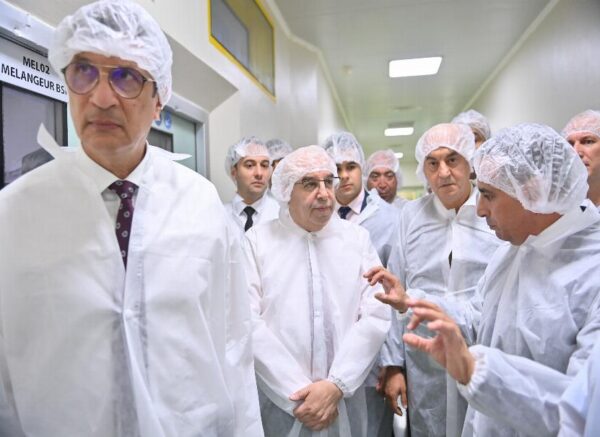 Alger : visite de travail et d'inspection du ministre de l'Industrie pharmaceutique