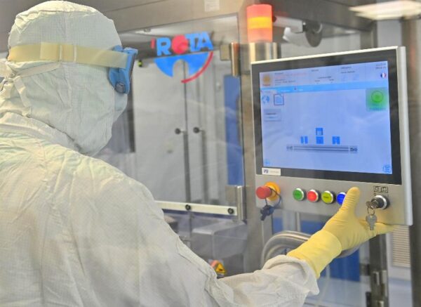 Alger : visite de travail et d'inspection du ministre de l'Industrie pharmaceutique