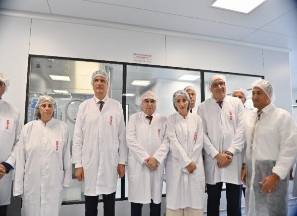 Alger : visite de travail et d'inspection du ministre de l'Industrie pharmaceutique