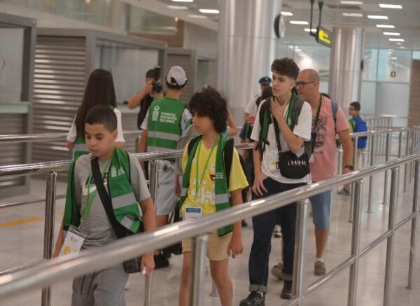 Oran : arrivée d’un groupe de 51 enfants de la communauté nationale à l’étranger