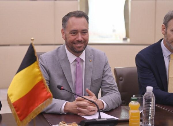 Le ministre des Affaires étrangères reçoit son homologue belge