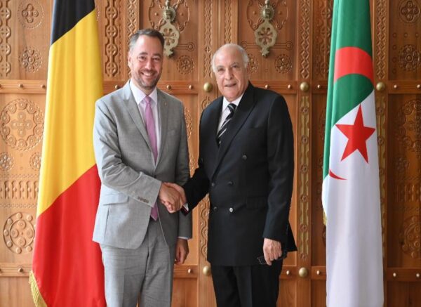 Le ministre des Affaires étrangères reçoit son homologue belge
