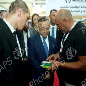 IATF 2025 : M. Baddari visite le pavillon algérien à la Foire commerciale intra-africaine