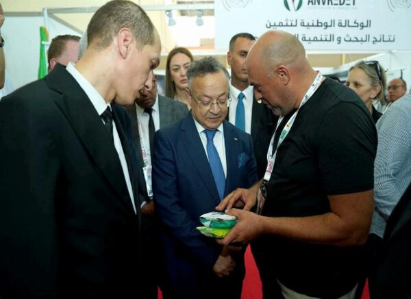 IATF 2025 : M. Baddari visite le pavillon algérien à la Foire commerciale intra-africaine