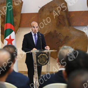Signature d'une convention-cadre entre le ministère des Affaires étrangères et Algérie Poste