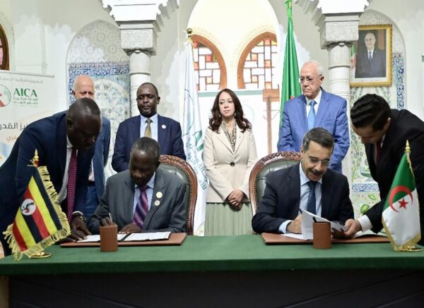 Signature d'un accord de coopération bilatérale entre l'Algérie et l'Ouganda