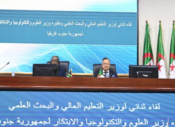 Algérie/Afrique du Sud: signature d'un procès-verbal d'entente pour renforcer le partenariat dans dans le domaine de l'enseignement supérieur