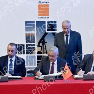 Sonatrach signe trois contrats d'un montant de 60 milliards de dinars avec plusieurs entreprises