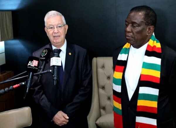Le Président de la République du Zimbabwe reçoit le Président du conseil de la Nation