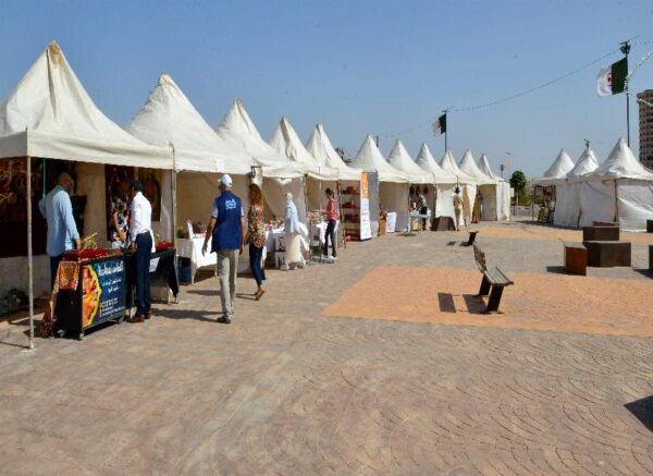 Oran : Ouverture du Salon National des Jeunes Artisans