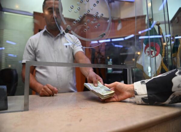 Banque d'Algérie : le lancement officiel de la réservation du nouveau droit de change pour voyage à l'étranger