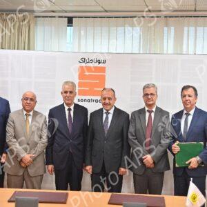 Sonatrach : signature de mémorandums d'entente avec des compagnies énergétiques libyennes