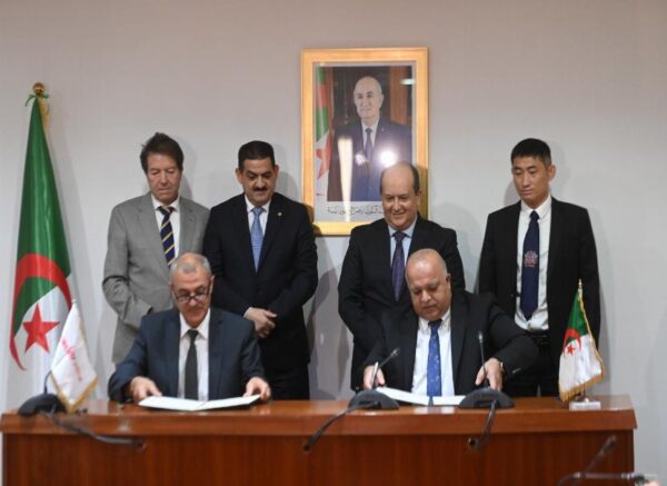 Industrie: accord entre "Cosider Alrem" et "Algeria Faw Trucks Industries"