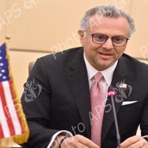 Le ministre des Affaires étrangères s'entretient avec le conseiller principal du président des Etats-Unis pour l'Afrique