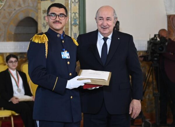 Le président de la République préside la cérémonie de distinction des lauréats du BAC et du BEM