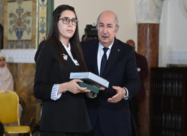 Le président de la République préside la cérémonie de distinction des lauréats du BAC et du BEM
