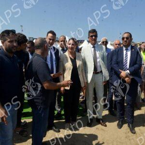 Alger : campagne de nettoiement des plages des algues marines