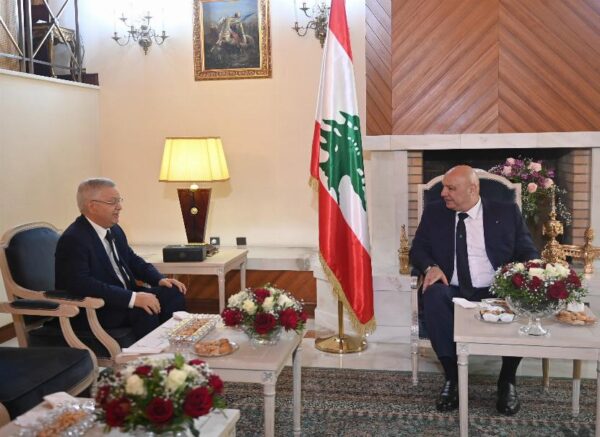 Le Président libanais reçoit le président du Conseil de la nation