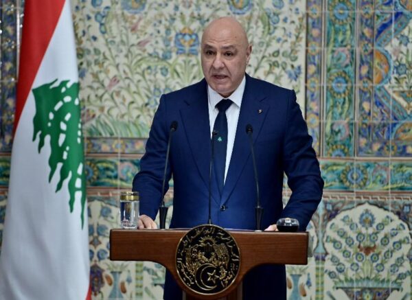 Le président Tebboune anime conjointement une conférence de presse avec son homologue libanais
