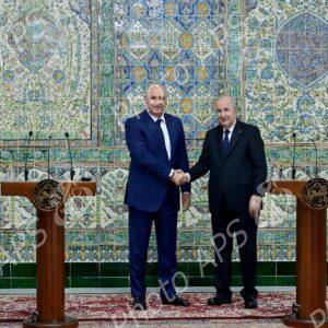 Le président Tebboune anime conjointement une conférence de presse avec son homologue libanais