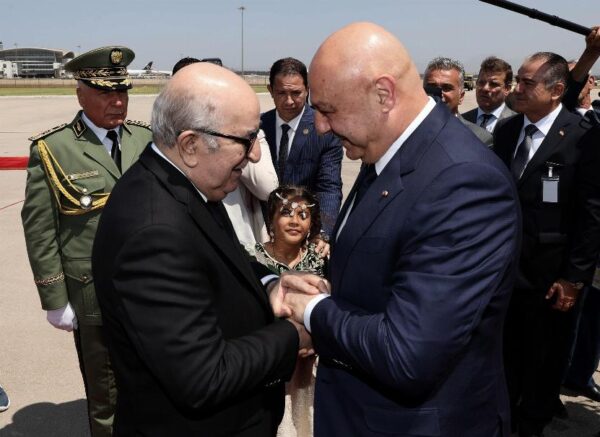 Le président de la République accueille son homologue libanais