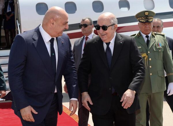 Le président de la République accueille son homologue libanais