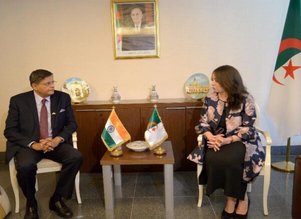 Mme Mansouri reçoit l'envoyé spécial du Premier ministre indien