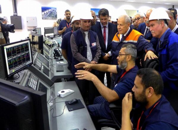 Oran : le PDG de Sonatrach inspecte le projet de réalisation d’une nouvelle unité de production de Méthyl Tert-Butyl Ether (MTBE)